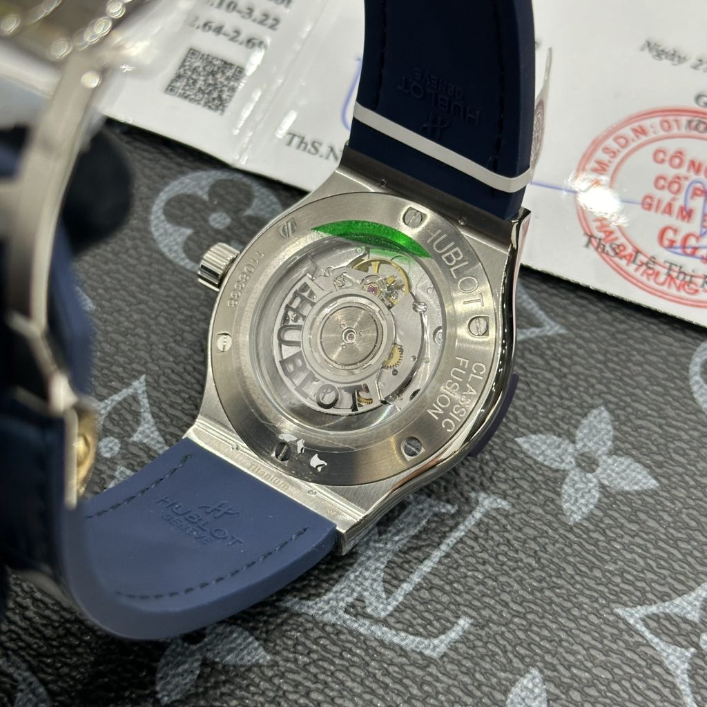 Đồng Hồ Hublot Chế Tác Đính Đá Moissanite Hong Kong Màu Xanh 42mm (3)