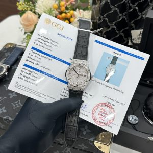 Đồng Hồ Hublot Chế Tác Full Đá Moissanite Hong Kong Đủ Kiểm Định 42mm (1)