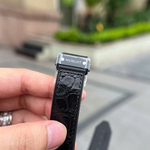 Đồng Hồ Hublot Chế Tác Vỏ Gốm Đen Ceramic Viền Đính Đá Xưởng JJZ 42mm (5)