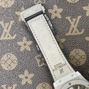 Đồng Hồ Hublot Fake Máy Nhật Miyota 8215 ZF Màu Xám Lông Chuột 42mm