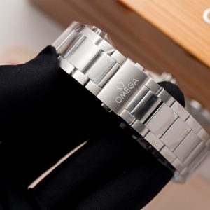 Đồng Hồ Omega Chế Tác Seamaster Aqua Terra Giờ Thế Giới Máy Thụy Sỹ 43mm (9)