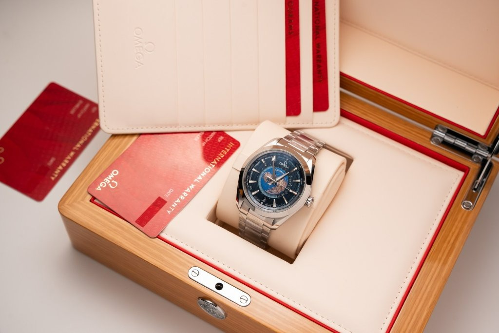 Đồng Hồ Omega Chế Tác Seamaster Aqua Terra Giờ Thế Giới Máy Thụy Sỹ 43mm (9)