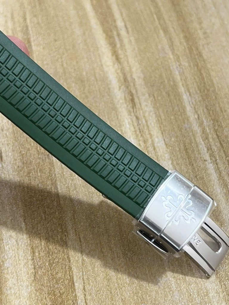 Đồng Hồ Patek Philippe Chế Tác Aquanaut 5168G Màu Xanh Lá Xưởng 3K 42mm (9)