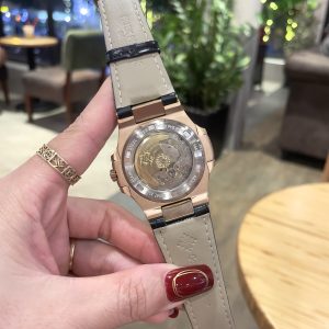 Đồng Hồ Patek Philippe Fake Máy Nhật Nautilus 5711 Dây Da Mặt Nâu 40mm (1)