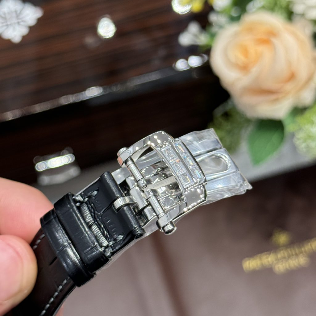 Đồng Hồ Patek Philippe Nautilus 5724G Nam Đính Đá Dây Da Xưởng GR 40mm (2)