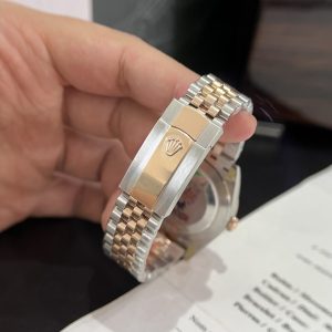Đồng Hồ Rolex Chế Tác DateJust 126331 Mặt Hồng Chải Tia Xưởng Clean 41mm