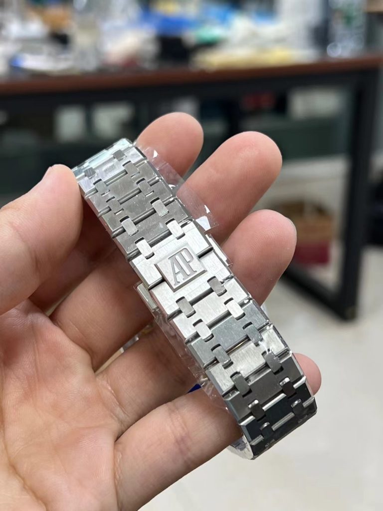 Đồng Hồ Audemars Piguet Rep 11 Royal Oak 15500ST Xưởng APS 41mm (2)