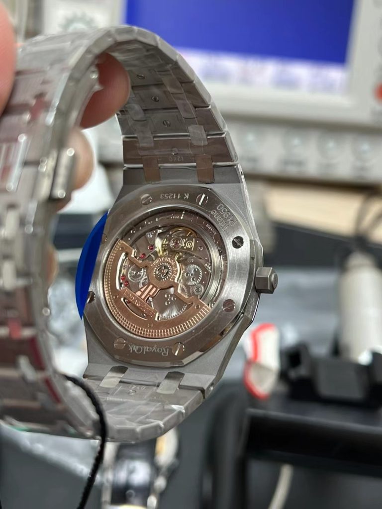 Đồng Hồ Audemars Piguet Royal Oak 15202ST Rep 11 Titanium Siêu Nhẹ ZF 39mm (2)