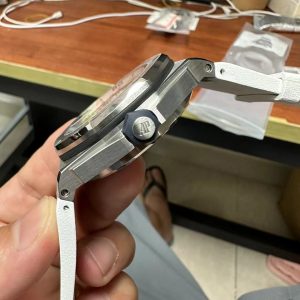 Đồng Hồ Audemars Piguet Royal Oak 15710 Dây Cao Su Trắng Xưởng APS 42mm (1)