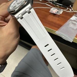 Đồng Hồ Audemars Piguet Royal Oak 15710 Dây Cao Su Trắng Xưởng APS 42mm (1)
