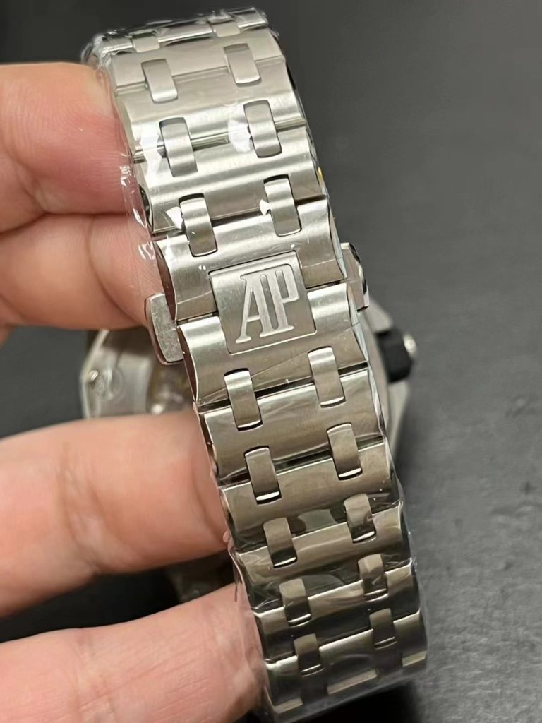 Đồng Hồ Audemars Piguet Royal Oak 15710 Rep 11 Xưởng APS 42mm (3)
