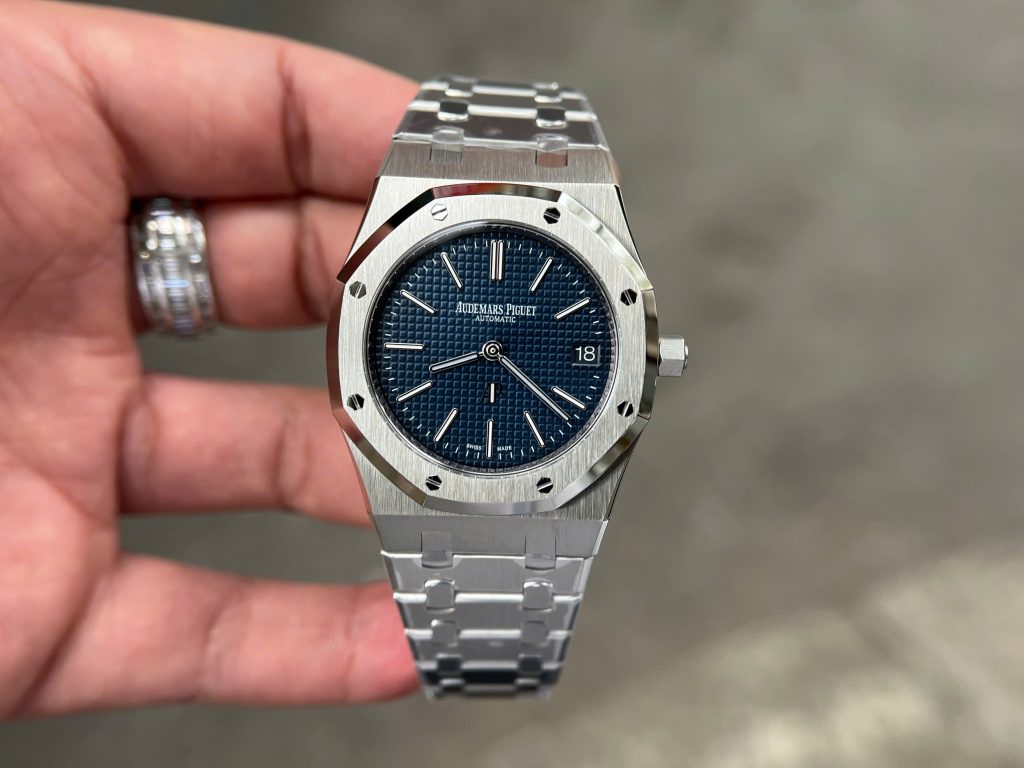 Đồng Hồ Audemars Piguet Royal Oak 16202ST Jumbo Rep 11 Xưởng ZF (1)