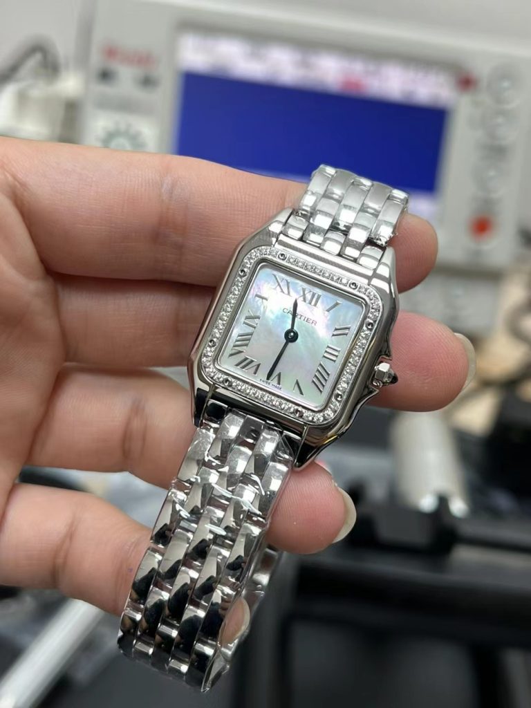 Đồng Hồ Cartier Panthère De Cartier Mặt Xà Cừ Đính Đá Xưởng AF 22x30mm (1)