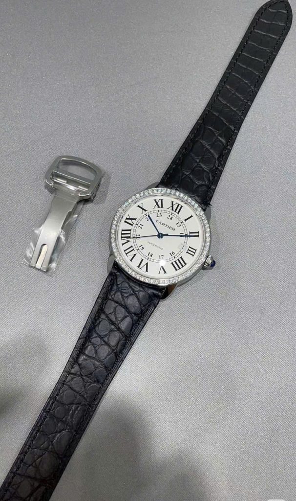 Đồng Hồ Cartier Ronde De Cartier WR000551 Đính Đá dây Da 36mm (4)