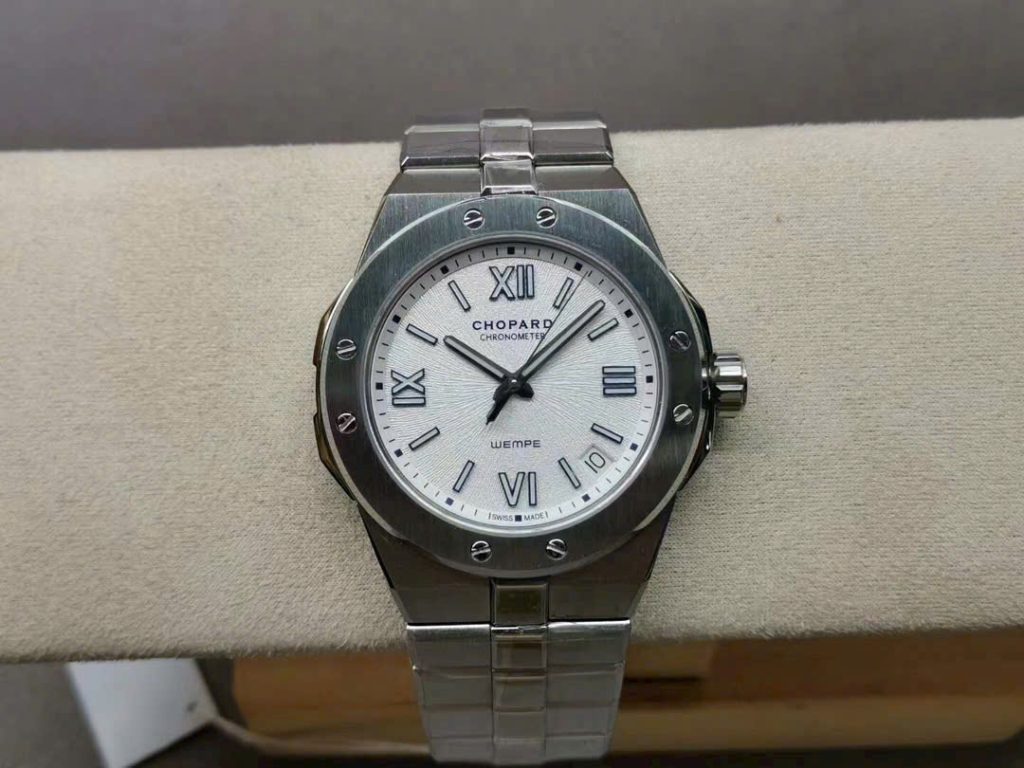 Đồng Hồ Chopard Alpine Eagle Mặt Trắng Replica Cao Cấp 41mm (2)