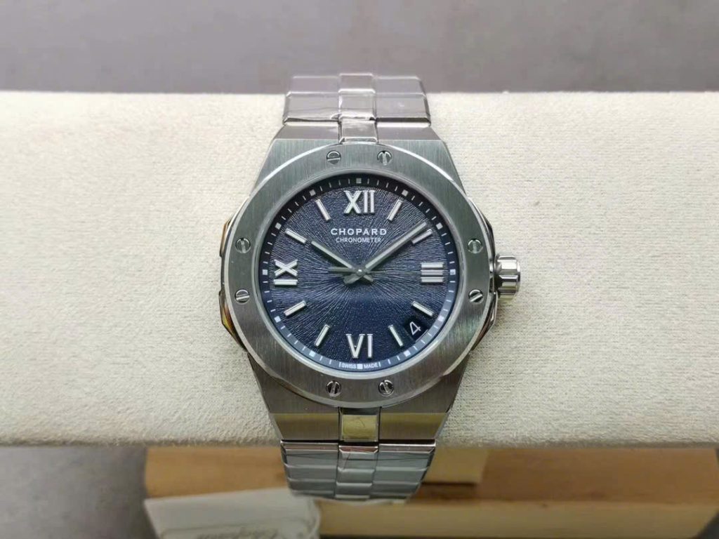 Đồng Hồ Chopard Alpine Eagle Mặt Xanh Replica Cao Cấp 41mm (2)
