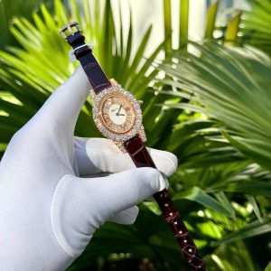 Đồng Hồ Chopard Nữ Dây Da Phủ Vàng Đính Đá Moissanite Mặt Elip 34mm (1)