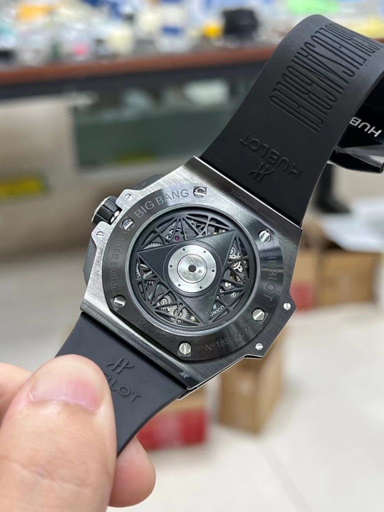 Đồng Hồ Hublot Big Bang Sang Bleu II Gốm Đen Replica BBF 45mm (1)