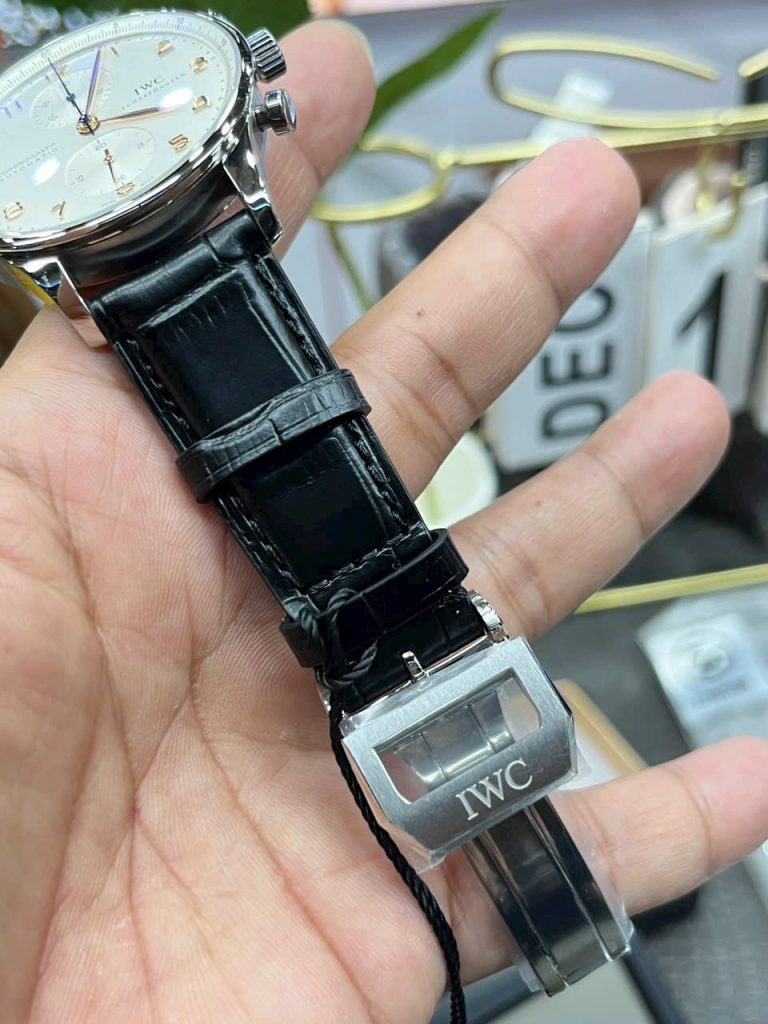 Đồng Hồ IWC Schaffhausen Chronograph Automatic Rep 11 40mm (8)