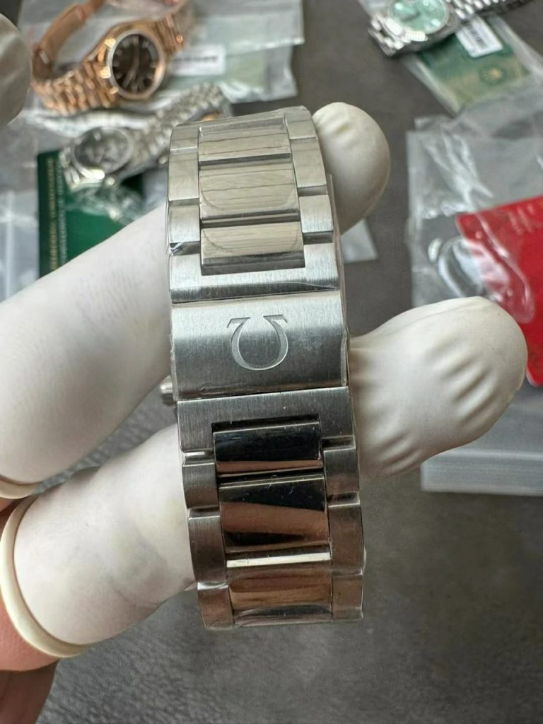 Đồng Hồ Omega Fake 11 Seamaster Aqua Terra Mặt Trắng Xưởng VS 41mm (5)