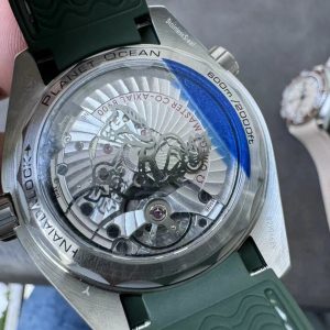 Đồng Hồ Omega Nam Màu Xanh Lá Seamaster Planet Ocean 600m VSF 43 (3)