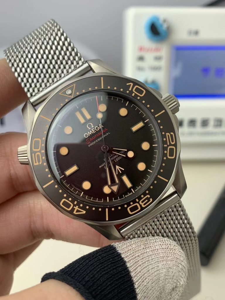 Đồng Hồ Omega Seamaster Diver 300 Replica Cao Cấp VS Factory 42mm (1)