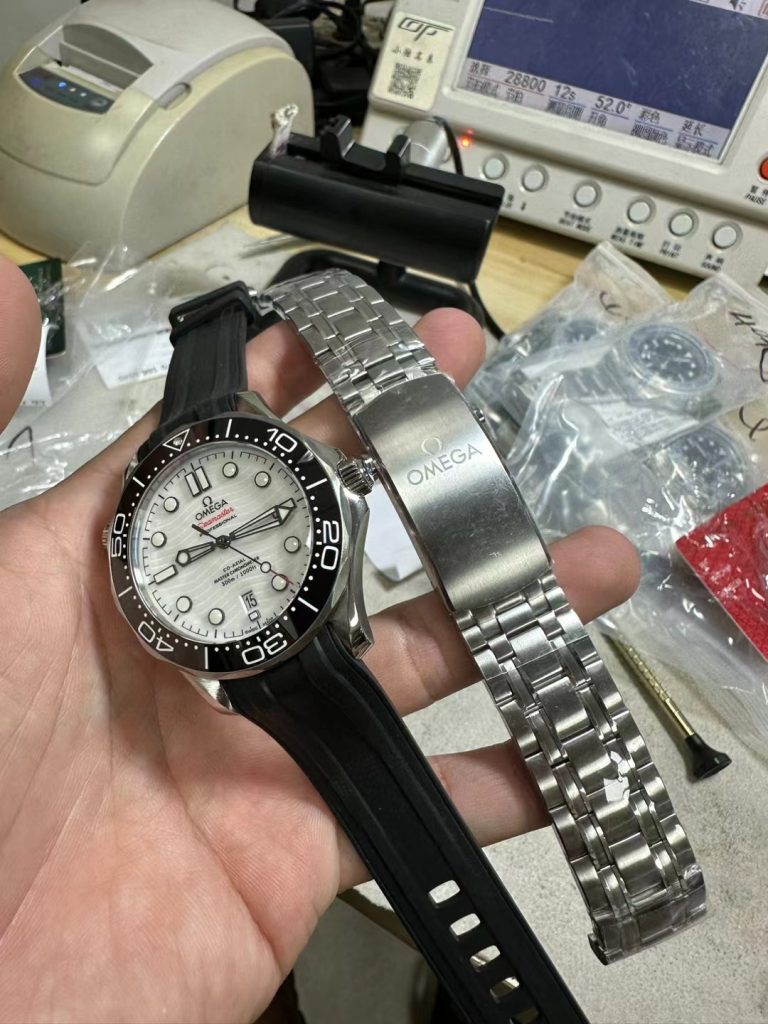 Đồng Hồ Omega Seamaster Replica Cao Cấp Xưởng VS Mặt Trắng (10)