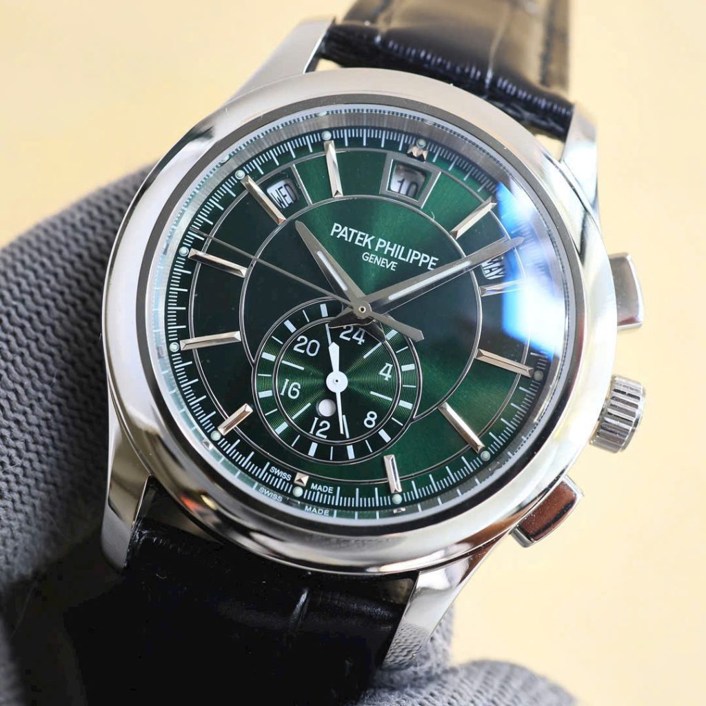 Đồng Hồ Patek Philippe Anual Calendar Chronograph Mặt Xanh Lá 42mm (1)