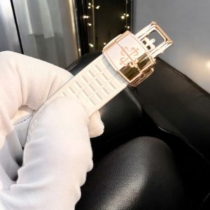 Đồng Hồ Patek Philippe Aquanaut 5067 Nữ Đính Đá Moissanite (5)