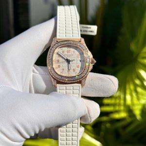 Đồng Hồ Patek Philippe Aquanaut 5067 Nữ Đính Full Moissanite (2)