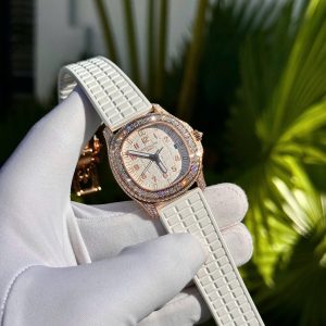Đồng Hồ Patek Philippe Aquanaut 5067 Nữ Đính Full Moissanite (2)