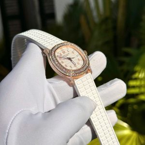 Đồng Hồ Patek Philippe Aquanaut 5067 Nữ Đính Full Moissanite (2)