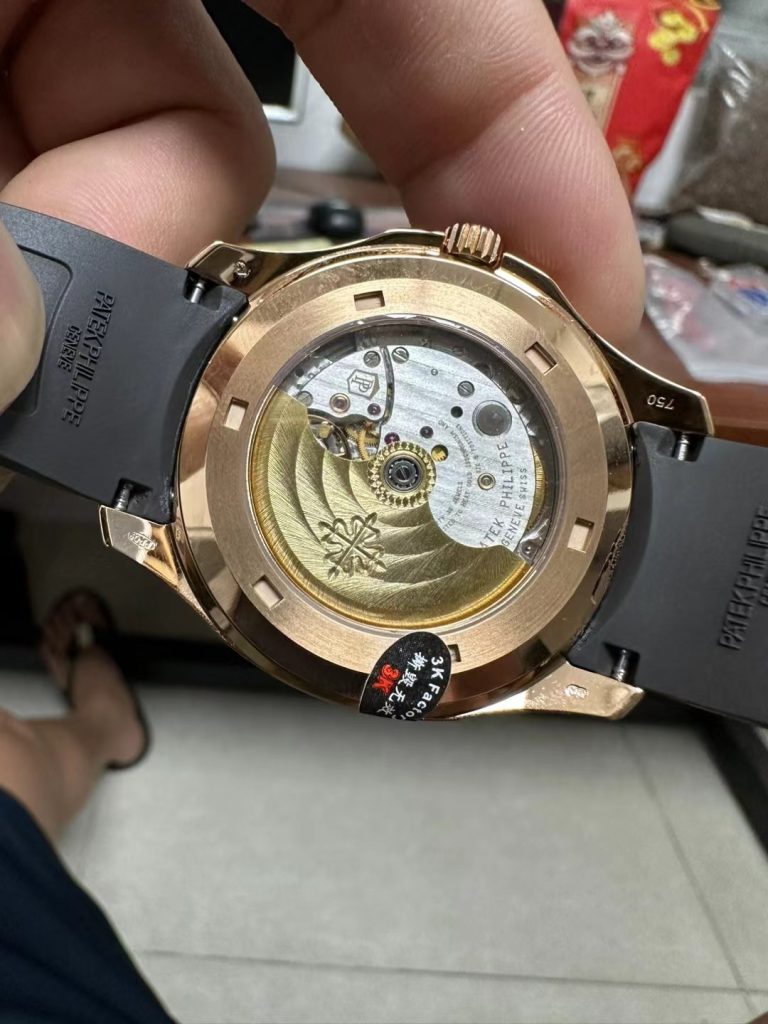 Đồng Hồ Patek Philippe Aquanaut 5167R Mặt Số Chocolate Xưởng 3K (1)