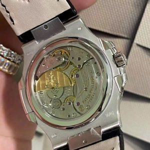 Đồng Hồ Patek Philippe Chế Tác Đá Quý Tổng Hợp Nautilus 5724 40mm (1)
