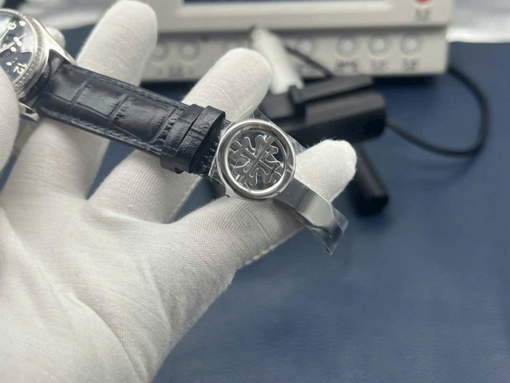 Đồng Hồ Patek Philippe Complications 5147G Nam Đính Đá 39mm (1)