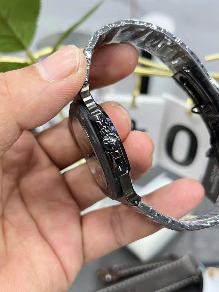 Đồng Hồ Patek Philippe Nautilus 5711 Diw Carbon AET Remould Chế Tác 40mm (6)