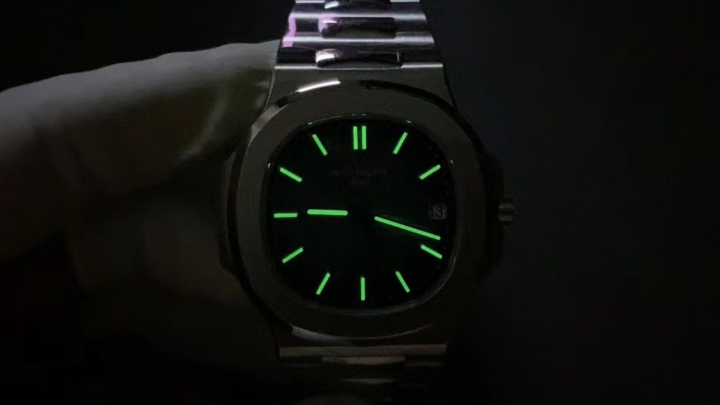 Đồng Hồ Patek Philippe Nautilus 5811 Mặt Xanh Xưởng 3K Chế Tác 41mm (1)