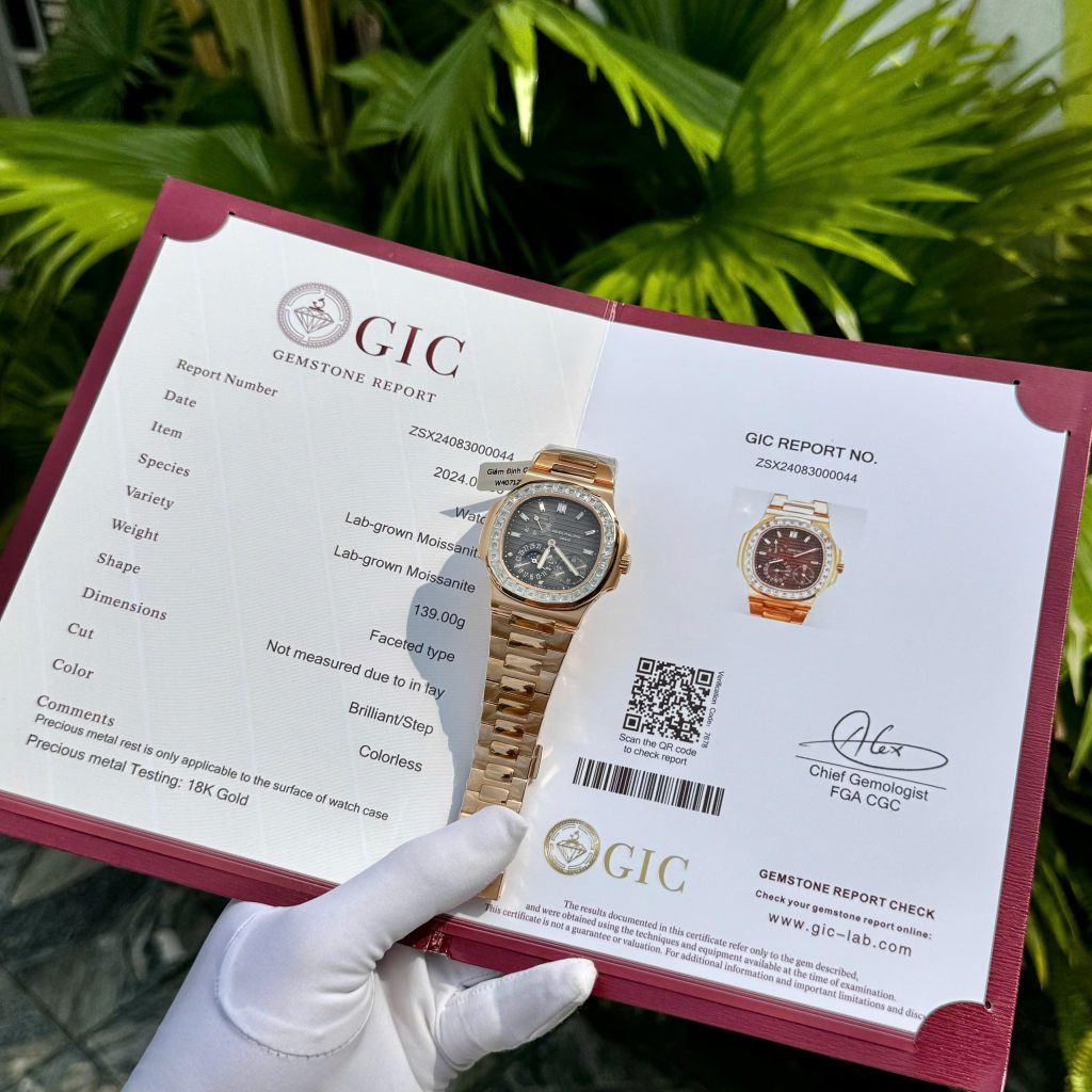 Đồng Hồ Patek Philippe Rep 11 Nautilus 5724 Phủ Vàng Đính Moissanite 40mm (2)