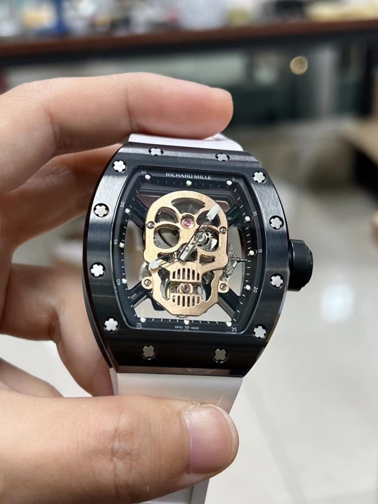Đồng Hồ Richard Mille RM052 Tourbillon Vỏ Gốm Đen Replica 45mm (1)