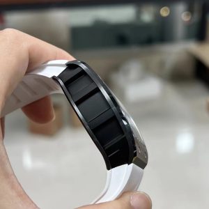 Đồng Hồ Richard Mille RM052 Tourbillon Vỏ Gốm Đen Replica 45mm (1)