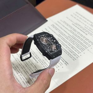 Đồng Hồ Richard Mille RM27-05 Vỏ Carbon Siêu Nhẹ Dây Vải 38x48mm (1)
