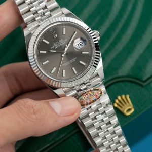 Đồng Hồ Rolex Chế Tác DateJust 126334 Mặt Xám Cọc Dạ Quang Xưởng Clean 41mm (1)