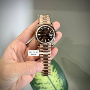 Đồng Hồ Rolex Chế Tác Phủ Vàng Hồng Mặt Socola Xưởng GM 180 Grams Day-Date (1)