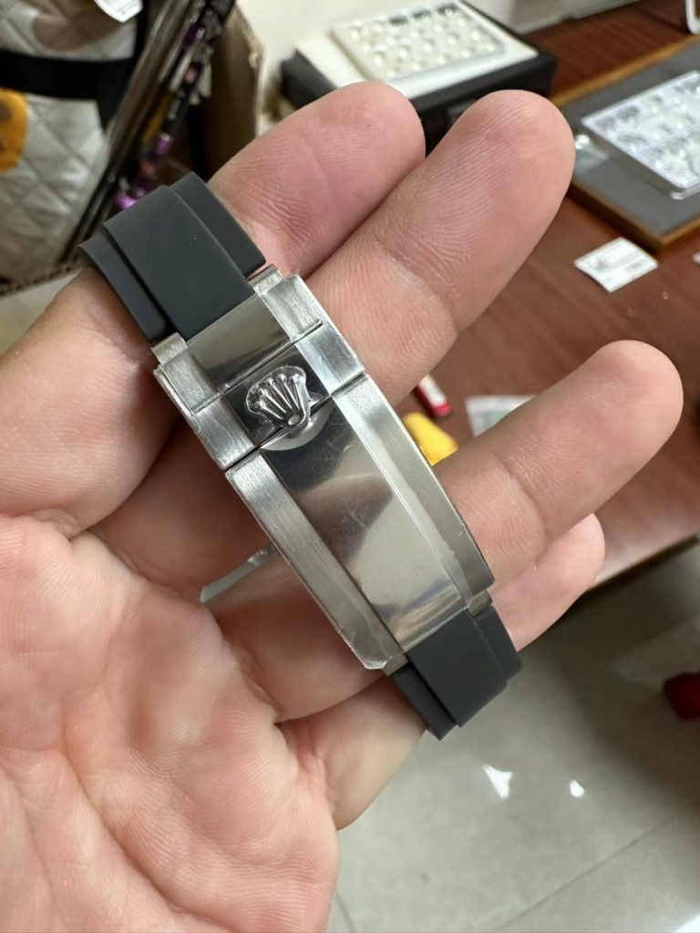 Đồng Hồ Rolex Chế Tác Yacht Master 226569 Màu Đen Xưởng VS 40mm (2)