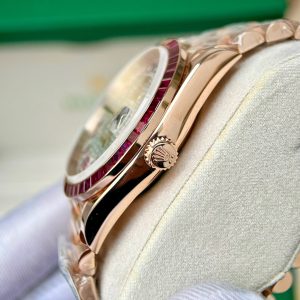 Đồng Hồ Rolex Day-Date Chế Tác Phủ Vàng Ruby Đỏ Đá Moissanite Xưởng GM 40mm (2)