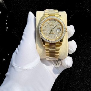 Đồng Hồ Rolex Day-Date Đính Đá Moissanite Full Mặt Bọc Vàng 18K 40mm (6)