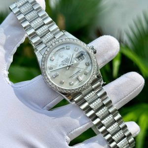Đồng Hồ Rolex Day-Date Độ Mặt Xà Cừ Đính Moissanite Hong Kong 36mm