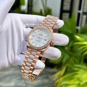 Đồng Hồ Rolex Day-Date Phủ Vàng Đính Moissanite Mặt Xà Cừ Tự Nhiên 40mm (1)