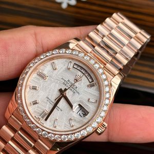 Đồng Hồ Rolex Day-Date Phủ Vàng Độ Mặt Thiên Thạch Đá Moissanite 40mm (2)