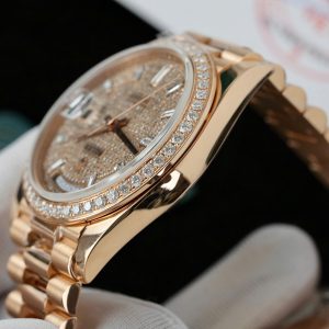 Đồng Hồ Rolex Day-Date Vàng Nguyên Khối Kim Cương Tự Nhiên (1)